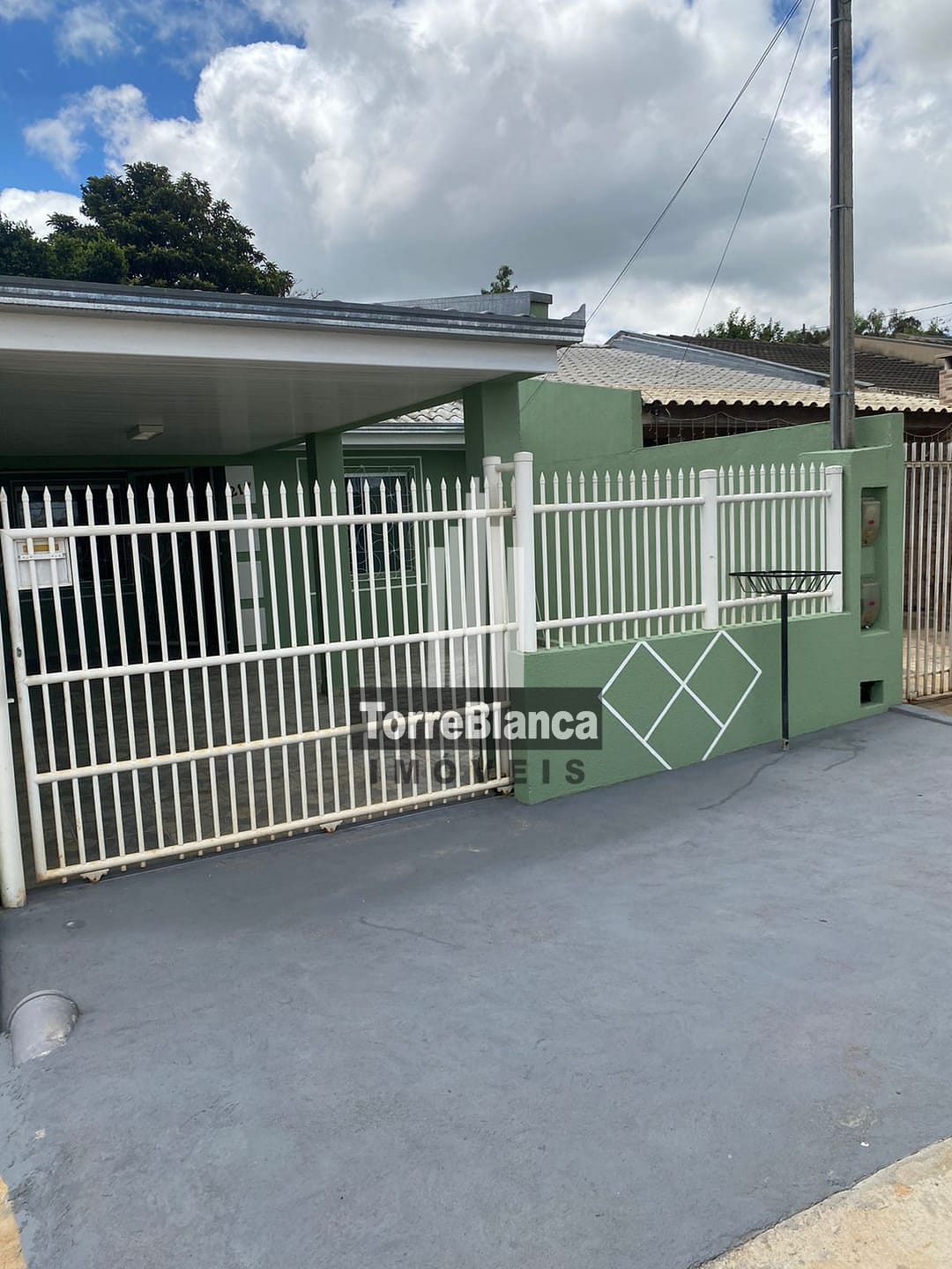 Casa à venda com 2 quartos, 61m² - Foto 3