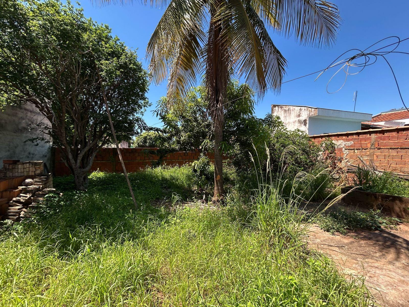 Casa à venda com 3 quartos, 180m² - Foto 2