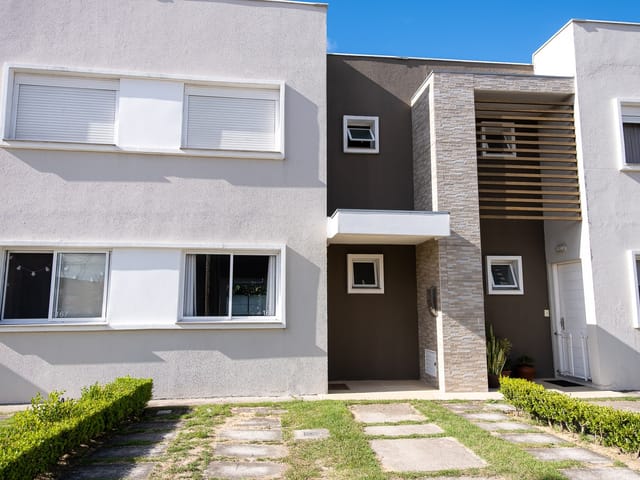 Casa com 123m² 3 quartos e 2 banheiros, à venda, no bairro Areal em Pelotas