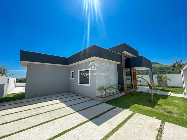 Casa com 450m² 3 quartos e 2 banheiros, à venda, no bairro Cajueiros (Itaipuaçu) em Maricá