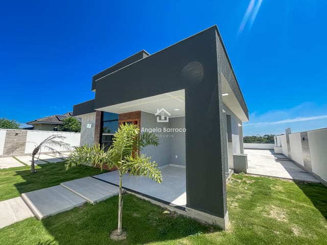 Casa com 450m² 3 quartos e 2 banheiros, à venda, no bairro Cajueiros (Itaipuaçu) em Maricá