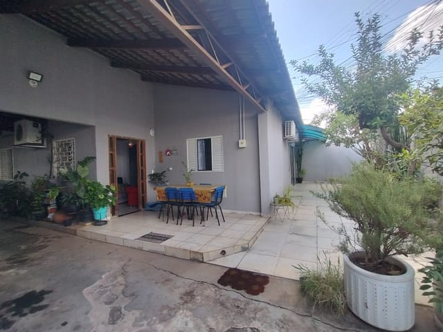 Casa 3 quartos e 2 banheiros, à venda, no bairro Garavelo Residencial Park em Aparecida de Goiânia