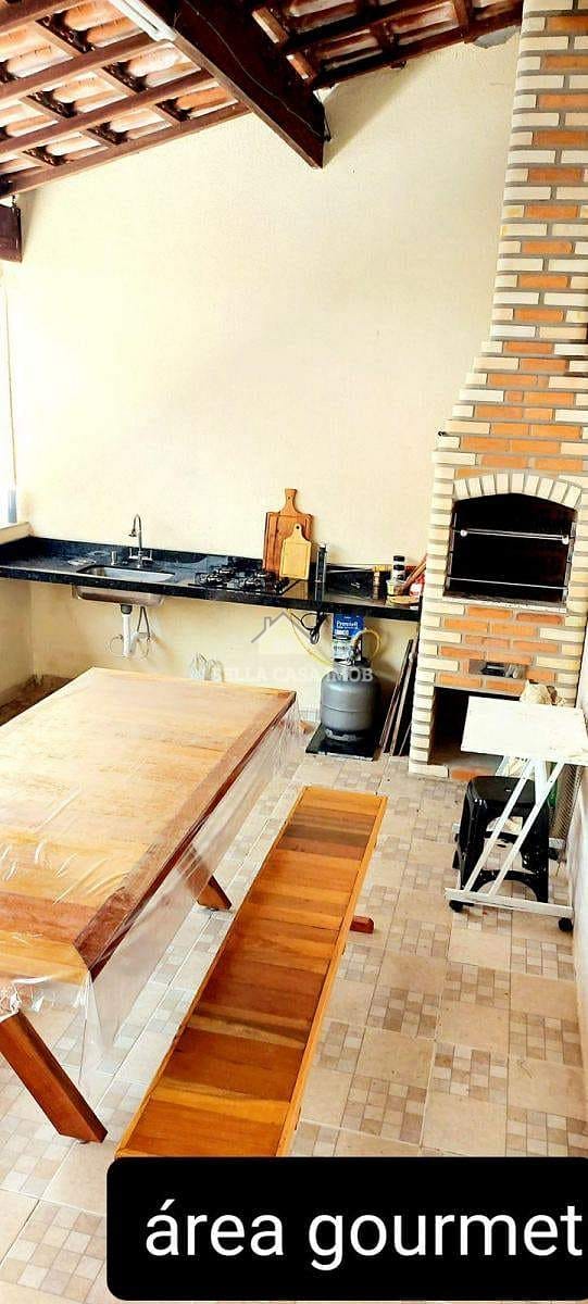 Casa à venda com 4 quartos, 250m² - Foto 13