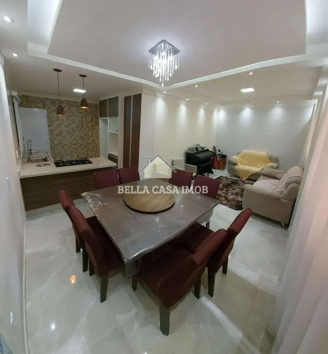Casa, 4 quartos, 250 m² - Foto 1