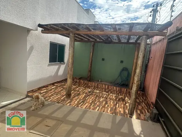 Casa 2 quartos e 1 banheiro, à venda, no bairro Granjas Santo Antônio em Anápolis