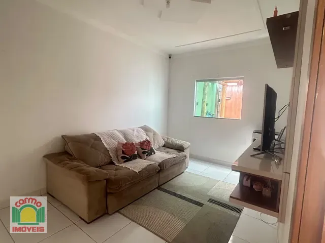 Casa 2 quartos e 1 banheiro, à venda, no bairro Granjas Santo Antônio em Anápolis