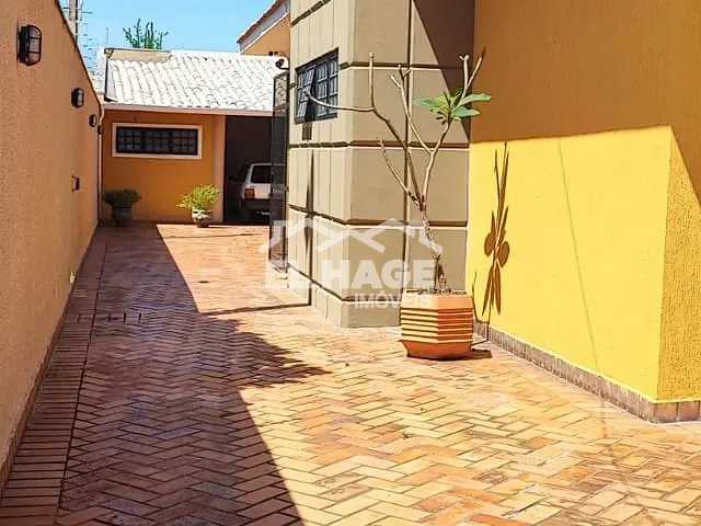 Casa com 608m² 3 quartos e 3 banheiros, à venda, no bairro Cidade Alta em Cuiabá