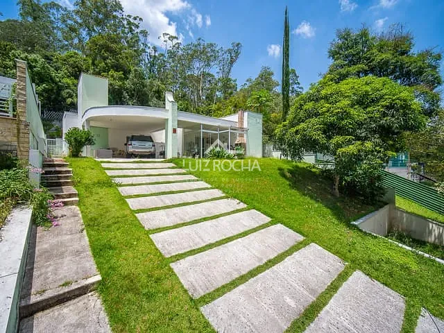 Casa com 560m² 3 quartos e 4 banheiros, à venda, no bairro Jardim do Golf I em Jandira