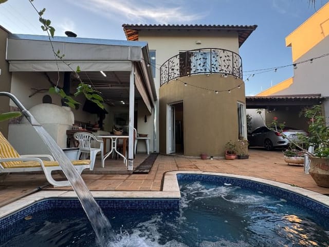 Casa com 350m² 4 quartos e 3 banheiros, à venda, no bairro Colina Verde em Tatuí