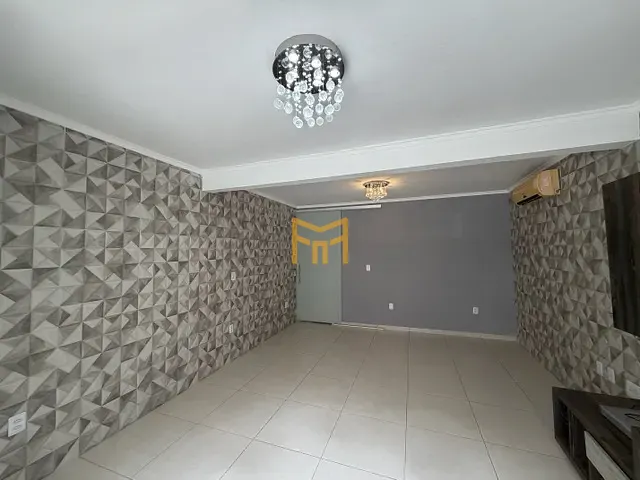 Casa 5 quartos e 4 banheiros, para alugar, no bairro Souza em Belém