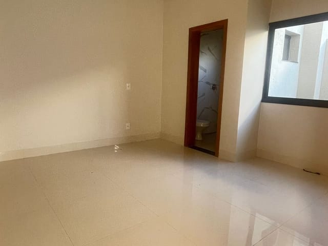 Foto do Casa - Casa à venda 3 Quartos, 3 Suites, 2 Vagas, 300M², Residencial Condomínio Jardim Veneza, Senador Canedo - GO | Condomínio Jardim Veneza | HOUSE & AVIATION IMOBILIÁRIA