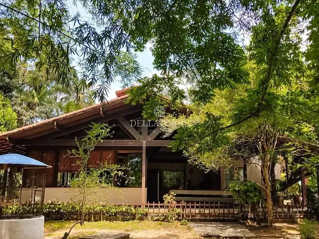Casa com 4000m² 4 quartos e 6 banheiros, à venda, no bairro Quinta Mariana em Guapimirim
