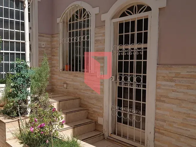 Casa com 80m² 2 quartos e 2 banheiros, para alugar, no bairro Alto Caiçaras em Belo Horizonte