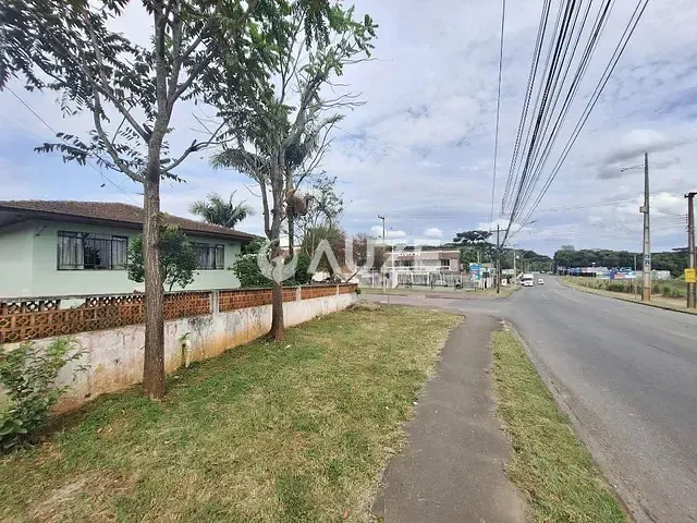 Casa com 136m² 4 quartos e 4 banheiros, à venda, no bairro Roça Grande em Colombo