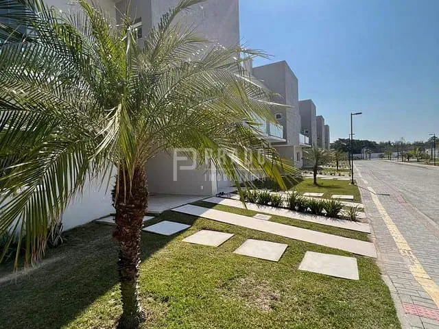 Casa com 140m² 3 quartos e 3 banheiros, à venda, no bairro Areal em Pelotas