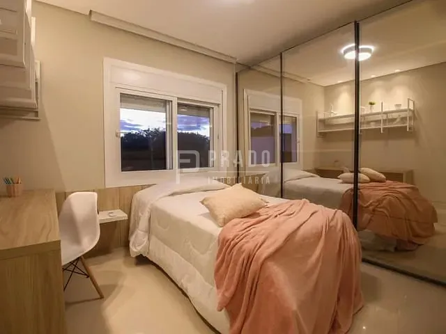 Casa com 140m² 3 quartos e 3 banheiros, à venda, no bairro Areal em Pelotas