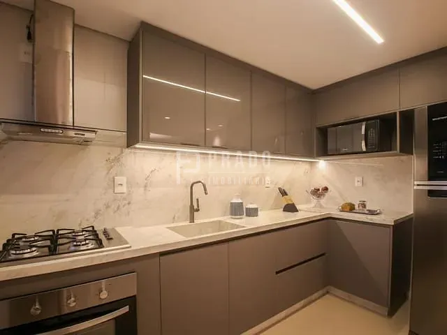 Casa com 140m² 3 quartos e 3 banheiros, à venda, no bairro Areal em Pelotas