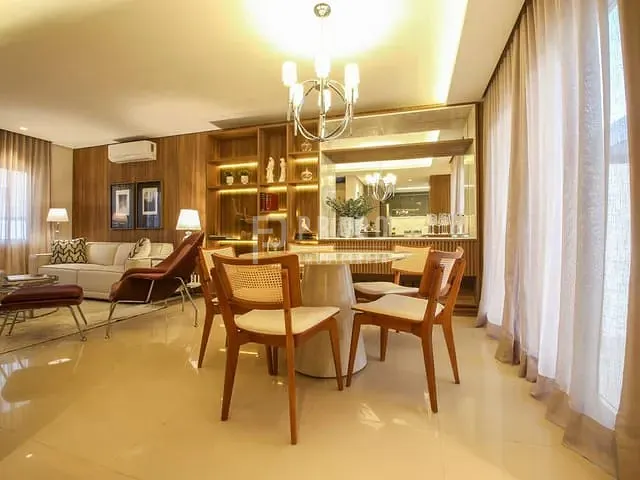 Casa com 140m² 3 quartos e 3 banheiros, à venda, no bairro Areal em Pelotas
