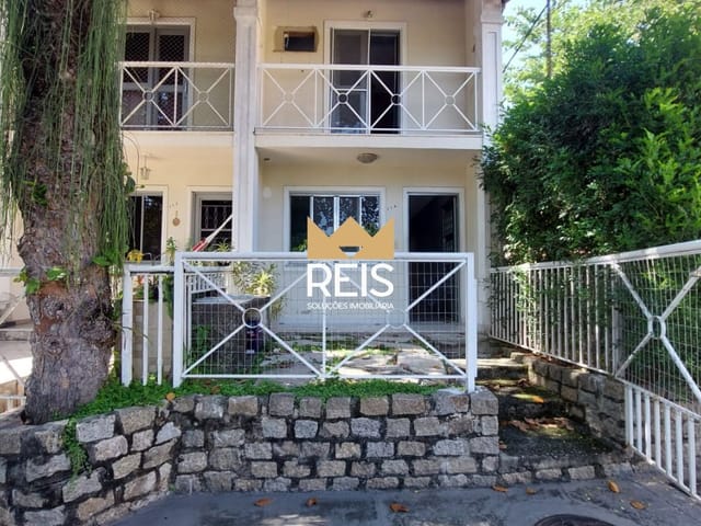 Casa 2 quartos e 2 banheiros, à venda, no bairro Campo Grande em Rio de Janeiro