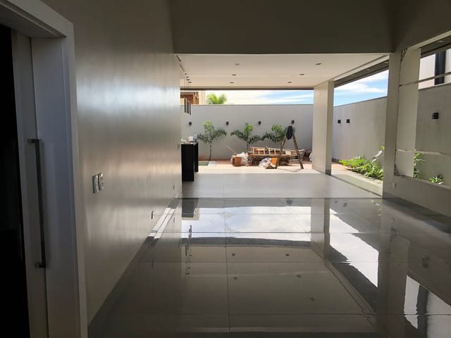 Casa com 397m² 3 quartos e 5 banheiros, à venda, no bairro Parque dos Novos Estados em Campo Grande
