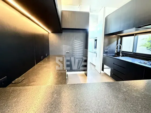 Casa com 360m² 2 quartos e 3 banheiros, à venda, no bairro Vila Aviaçao em Bauru