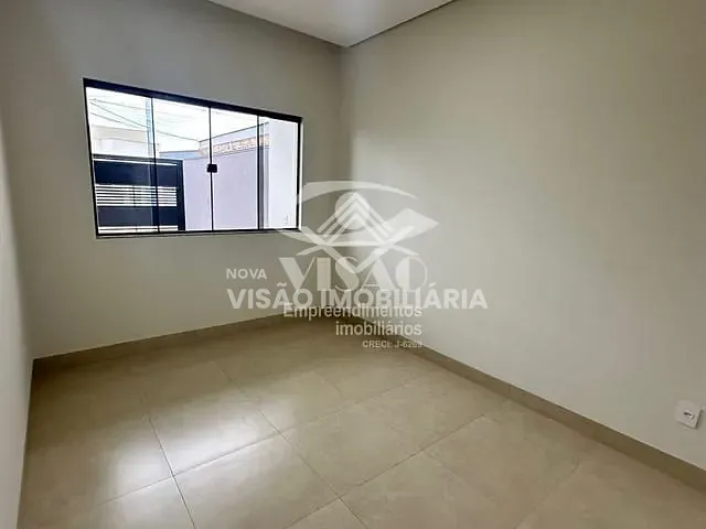 Casa com 170m² 2 quartos e 1 banheiro, à venda, no bairro Aquarela das Artes em Sinop