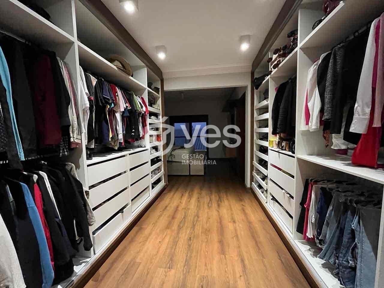 Casa, 3 quartos, 352 m² - Foto 23