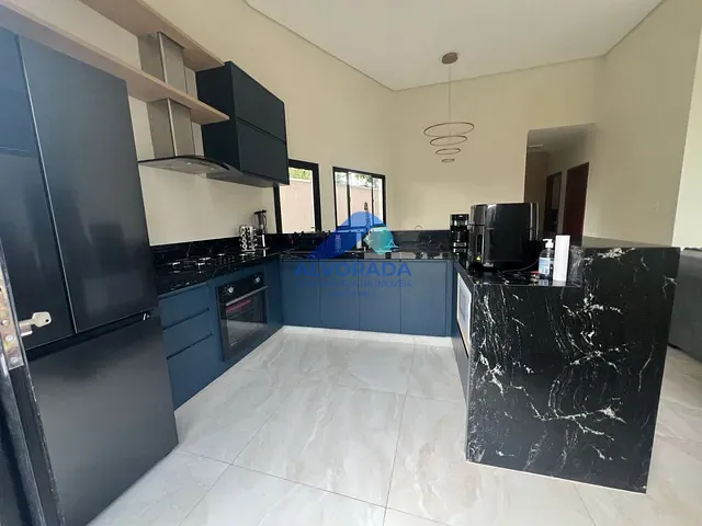 Casa com 191m² 3 quartos e 1 banheiro, à venda, no bairro Jardim Rodolfo em São José dos Campos