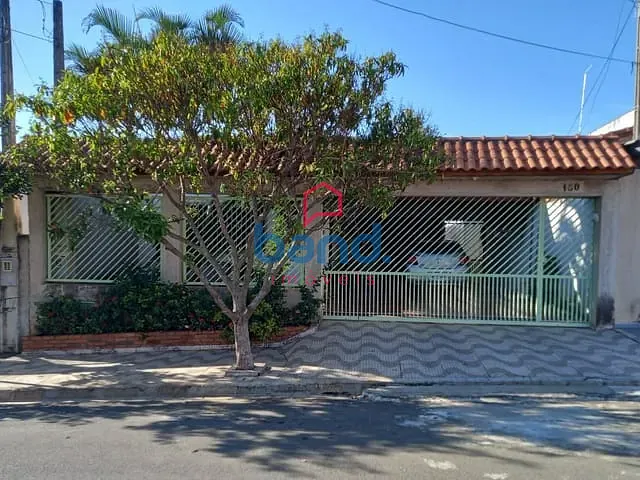 Casa com 308m² 3 quartos e 2 banheiros, à venda, no bairro Parque Residencial São Marcos em Porto Feliz