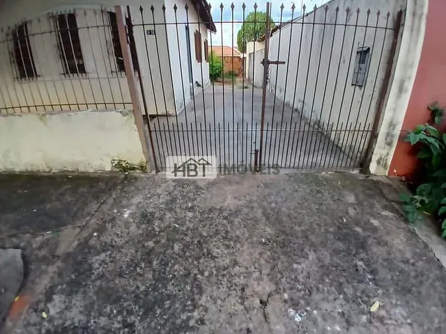 Casa 3 quartos e 1 banheiro, à venda, no bairro Vila Souto em Bauru