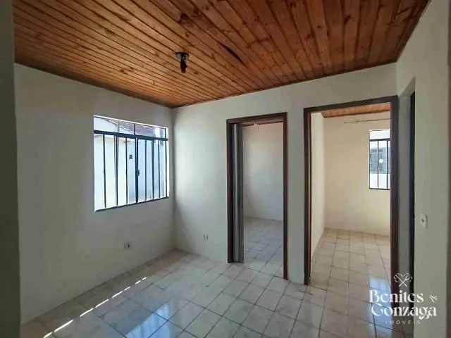 Casa 3 quartos e 1 banheiro, à venda, no bairro Conjunto João de Barro Itaparica em Maringá