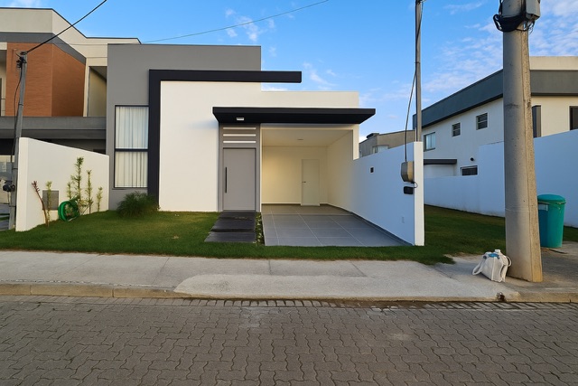 Casa com 122m² 3 quartos e 2 banheiros, à venda, no bairro Parque Novo Jockey em Campos dos Goytacazes