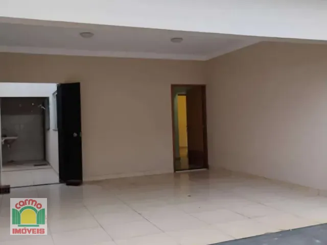 Casa com 150m² 3 quartos e 1 banheiro, para alugar, no bairro Parque São Jerônimo em Anápolis