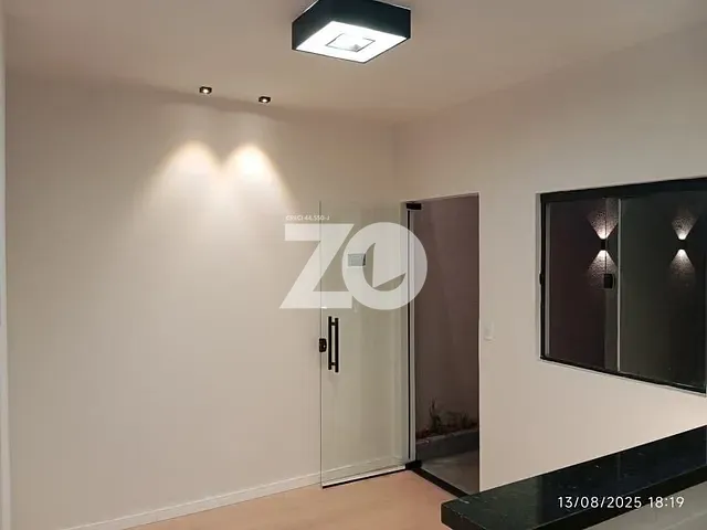Casa com 125m² 1 quarto e 1 banheiro, à venda, no bairro Parque Jaraguá em Bauru