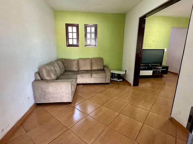 Casa 3 dormitórios sendo 1 suíte