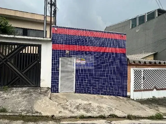 Casa com 186m², à venda, no bairro Vila Bastos em Santo André