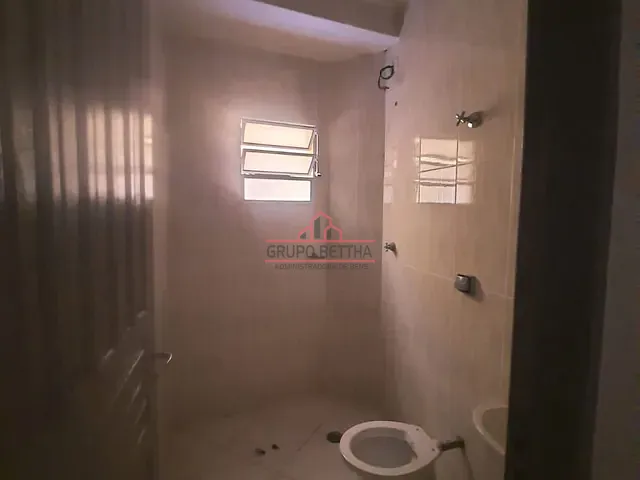 Casa com 22m² 1 quarto e 1 banheiro, para alugar, no bairro Vila São Miguel em Barueri