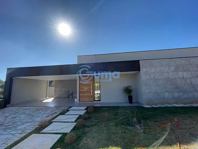 Casa com 600m² 3 quartos e 4 banheiros, à venda, no bairro Condomínio Terras de Santa Cruz em Bragança Paulista