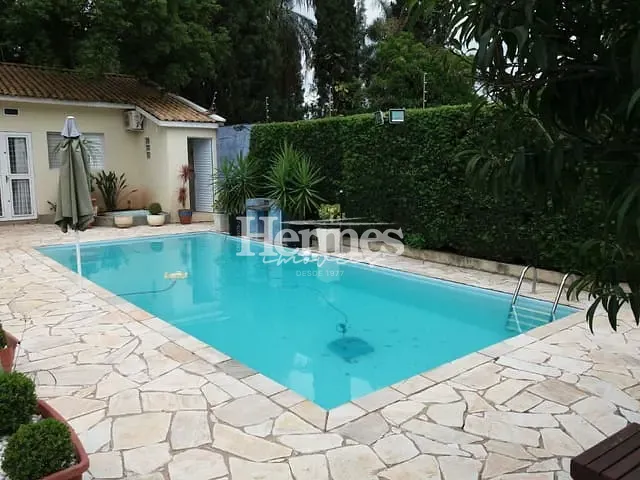 Casa com 1000m² 7 quartos e 5 banheiros, à venda ou para alugar, no bairro Santa Terezinha em Paulínia