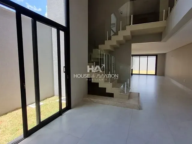 Casa com 200m² 3 quartos e 4 banheiros, à venda, no bairro Setor Goiânia 2 em Goiânia