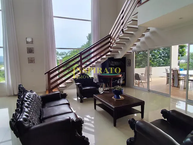 Casa com 1500m² 5 quartos e 5 banheiros, à venda, no bairro Medeiros em Jundiaí