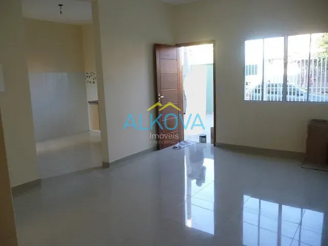 Casa com 140m² 2 quartos e 2 banheiros, à venda, no bairro Residencial Santa Paula em Jacareí