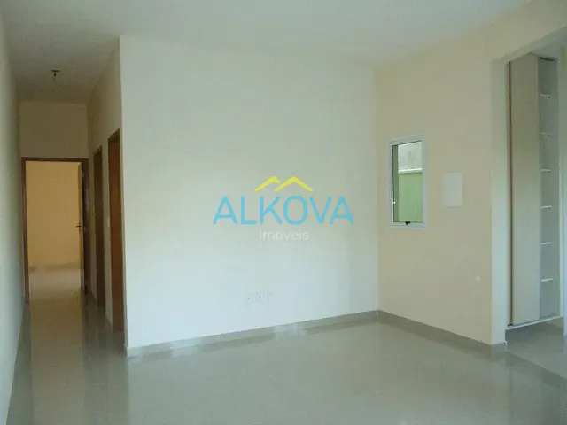 Casa com 140m² 2 quartos e 2 banheiros, à venda, no bairro Residencial Santa Paula em Jacareí