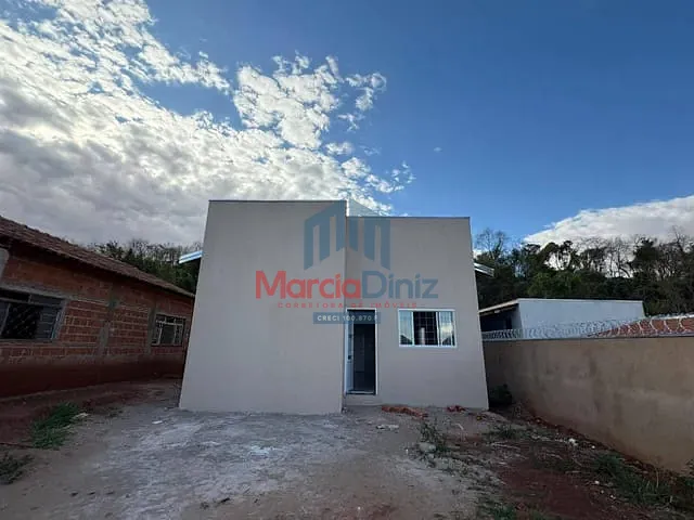 Casa com 250m² 2 quartos e 1 banheiro, à venda, no bairro Conj. Athaide De Souza em Ituverava