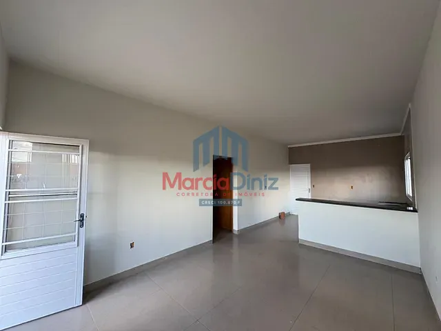 Casa com 250m² 2 quartos e 1 banheiro, à venda, no bairro Conj. Athaide De Souza em Ituverava