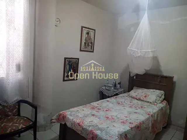 Casa 5 quartos e 2 banheiros, à venda, no bairro Centro em Barra Mansa