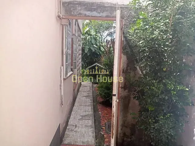 Casa 5 quartos e 2 banheiros, à venda, no bairro Centro em Barra Mansa