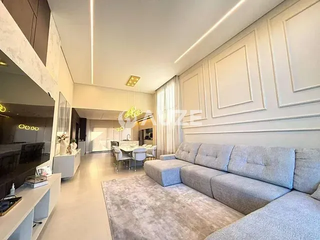 Casa com 234m² 3 quartos e 4 banheiros, à venda, no bairro Uberaba em Curitiba