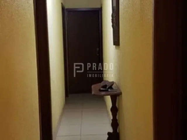 Casa com 450m² 4 quartos e 2 banheiros, à venda, no bairro Areal em Pelotas
