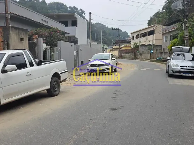 Casa com 706m², à venda, no bairro Parque Santana em Barra do Piraí